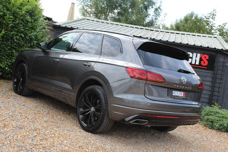Volkswagen Touareg 3.0 Touareg V6 Black Edition TDI Auto 4WD 5dr 20