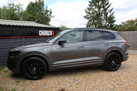 Volkswagen Touareg 3.0 Touareg V6 Black Edition TDI Auto 4WD 5dr 16