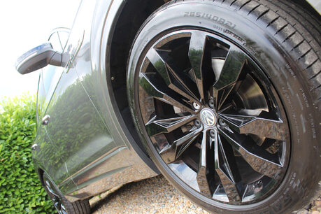 Volkswagen Touareg 3.0 Touareg V6 Black Edition TDI Auto 4WD 5dr 12