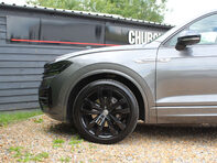 Volkswagen Touareg 3.0 Touareg V6 Black Edition TDI Auto 4WD 5dr 15