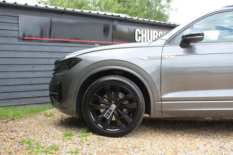 Volkswagen Touareg 3.0 Touareg V6 Black Edition TDI Auto 4WD 5dr 15