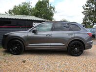Volkswagen Touareg 3.0 Touareg V6 Black Edition TDI Auto 4WD 5dr 14