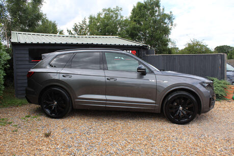 Volkswagen Touareg 3.0 Touareg V6 Black Edition TDI Auto 4WD 5dr 10