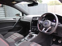 Volkswagen Golf 2.0 Golf GTi Performance TSi 3dr 7
