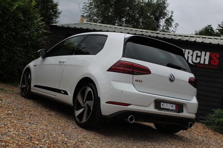 Volkswagen Golf 2.0 Golf GTi Performance TSi 3dr 19