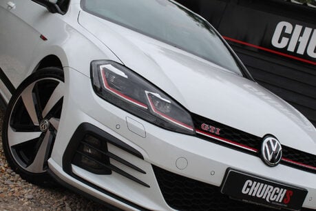 Volkswagen Golf 2.0 Golf GTi Performance TSi 3dr 5