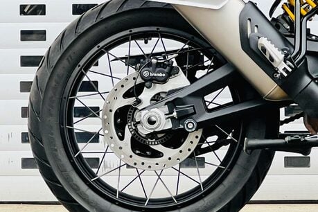 Ducati Desert X Desert X 11