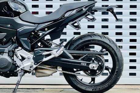 BMW F900 900 Sports Tourer Euro 5 (105 ps) 26