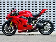 Ducati Panigale V4 Panigale V4S 22