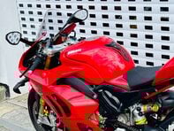 Ducati Panigale V4 Panigale V4S 26
