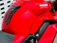 Ducati Panigale V4 Panigale V4S 13