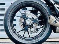 Ducati Panigale V4 Panigale V4S 11