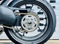 Ducati Panigale V4 Panigale V4S 32