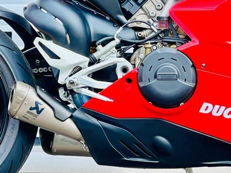 Ducati Panigale V4 Panigale V4S 