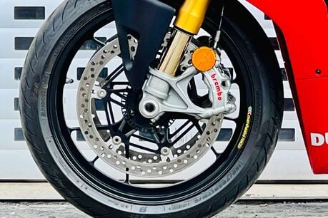Ducati Panigale V4 Panigale V4S 31
