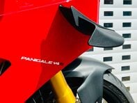 Ducati Panigale V4 Panigale V4S 17