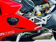 Ducati Panigale V4 Panigale V4S 30