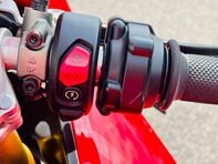 Ducati Panigale V4 Panigale V4S 16