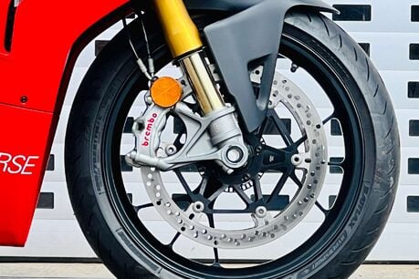 Ducati Panigale V4 Panigale V4S 12