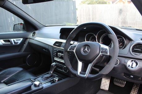 Mercedes-Benz C Class 6.2 C63 AMG Auto 5dr 6