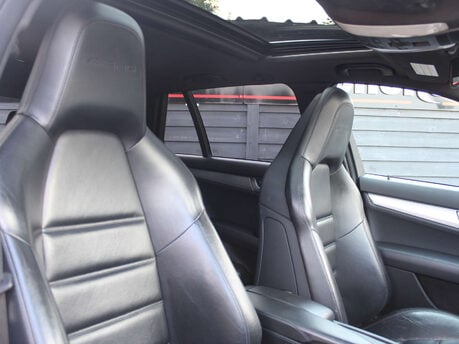 Mercedes-Benz C Class 6.2 C63 AMG Auto 5dr 
