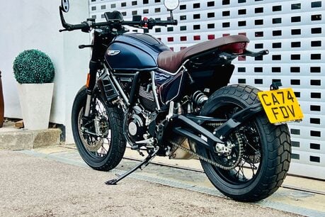 Ducati Scrambler 800 Scrambler Nightshift 20