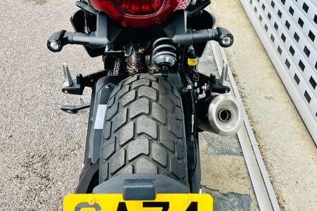 Ducati Scrambler 800 Scrambler Nightshift 27