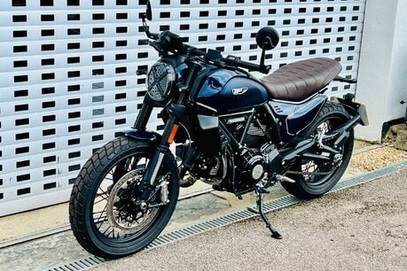 Ducati Scrambler 800 Scrambler Nightshift 19