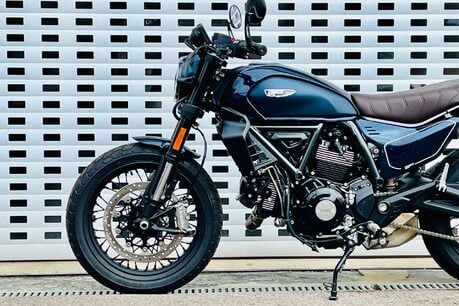 Ducati Scrambler 800 Scrambler Nightshift 22