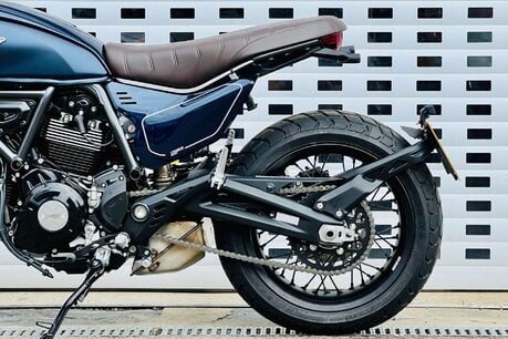 Ducati Scrambler 800 Scrambler Nightshift 23