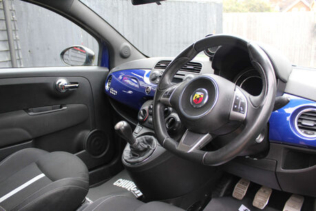 Abarth 595 1.4 595 Yamaha Factory Racing 3dr 5