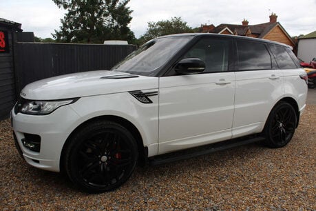 Land Rover Range Rover Sport 3.0 Range Rover Sport Autobiography Dynamic SDV6 Auto 4WD 5dr 18