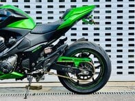 Kawasaki ZR Z800 23