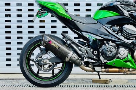 Kawasaki ZR Z800 5