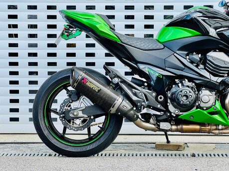 Kawasaki ZR Z800 