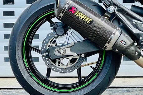 Kawasaki ZR Z800 7