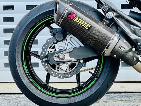 Kawasaki ZR Z800 