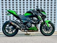 Kawasaki ZR Z800 1