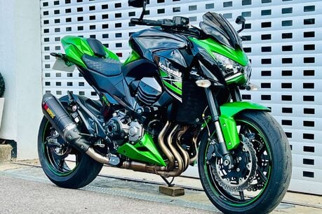 Kawasaki ZR Z800 3