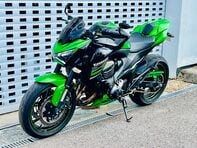 Kawasaki ZR Z800 21