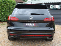 Volkswagen Touareg 3.0 Touareg V6 Black Edition TDI Auto 4WD 5dr 16