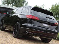 Volkswagen Touareg 3.0 Touareg V6 Black Edition TDI Auto 4WD 5dr 23