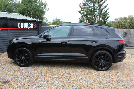 Volkswagen Touareg 3.0 Touareg V6 Black Edition TDI Auto 4WD 5dr 17