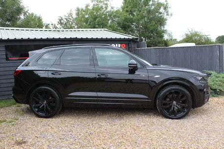 Volkswagen Touareg 3.0 Touareg V6 Black Edition TDI Auto 4WD 5dr 10