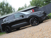 Volkswagen Touareg 3.0 Touareg V6 Black Edition TDI Auto 4WD 5dr 1