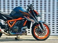 KTM 1290 1290 Super Duke R 23