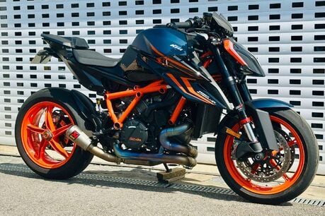 KTM 1290 1290 Super Duke R 34