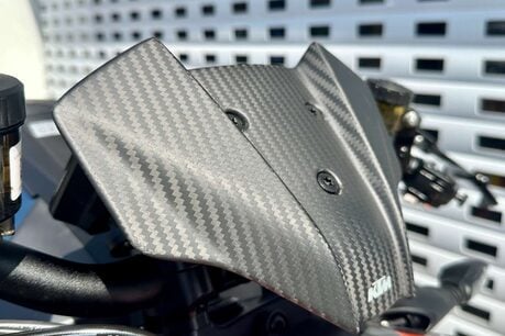 KTM 1290 1290 Super Duke R 27