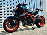 KTM 1290 1290 Super Duke R 8