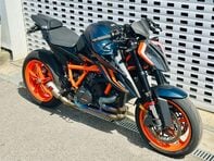 KTM 1290 1290 Super Duke R 32